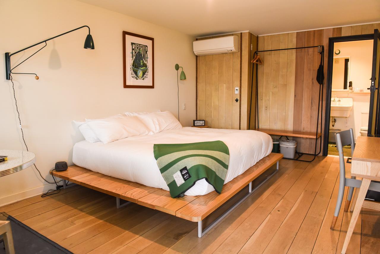 Dogfish Inn Луис Екстериор снимка