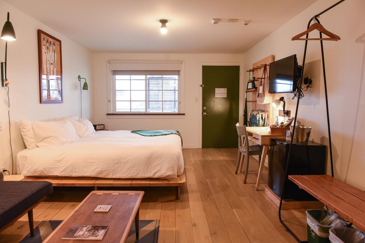 Dogfish Inn Луис Екстериор снимка